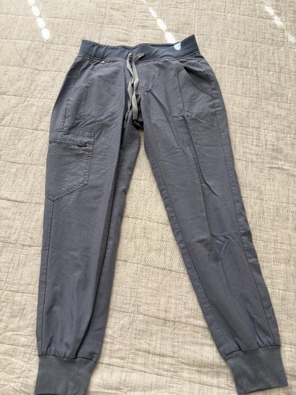 Figs Women's Vapor Blue Space Dye Zamora Petite Jogger Scrub Pants (XS)